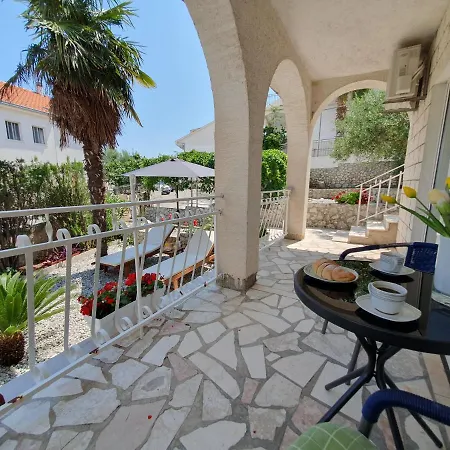 Apartment Zvjezdana Trogir Exterior photo